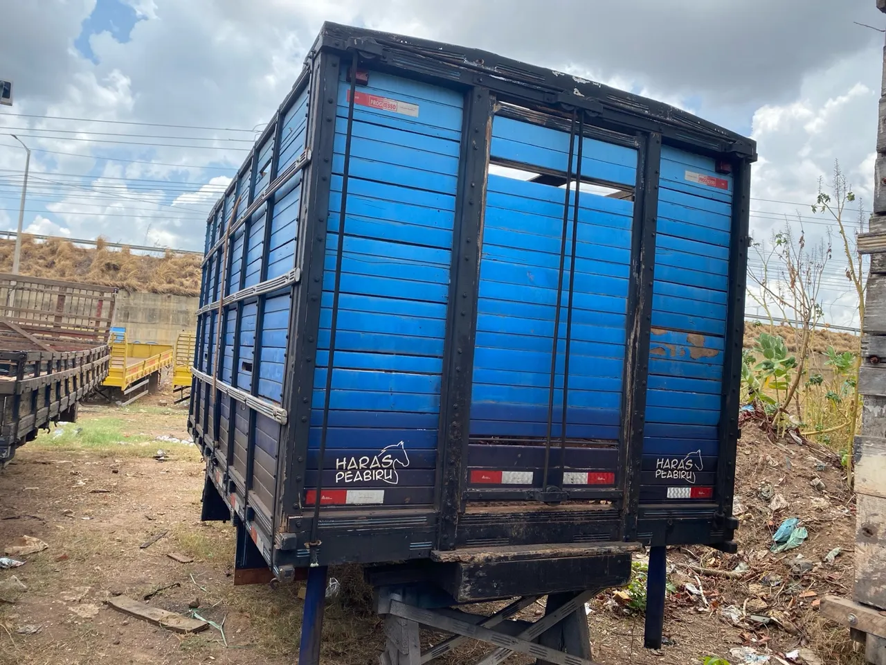 Carroceria boiadeira pra caminhão 3/4