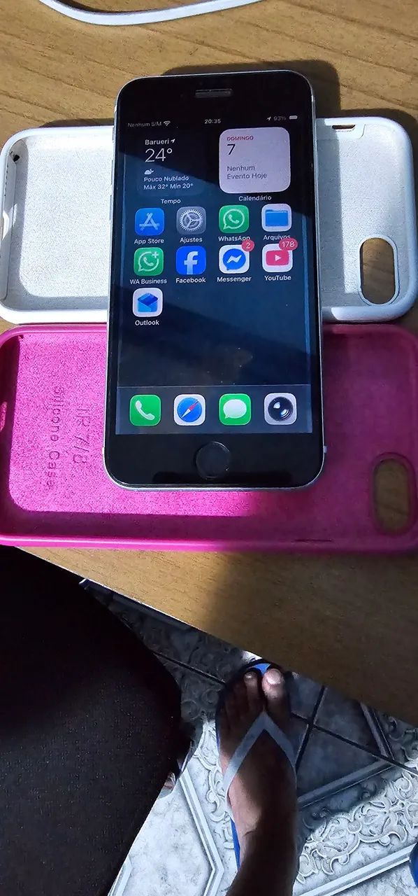 Iphone se 64gb SOMENTE VENDA - Celulares e Smartphones - Jardim