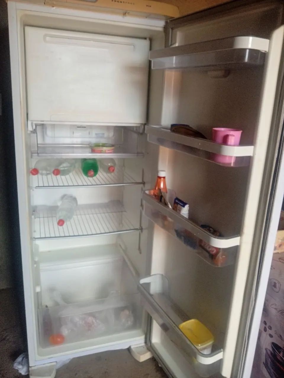 Geladeira Frost Free em perfeito estado!