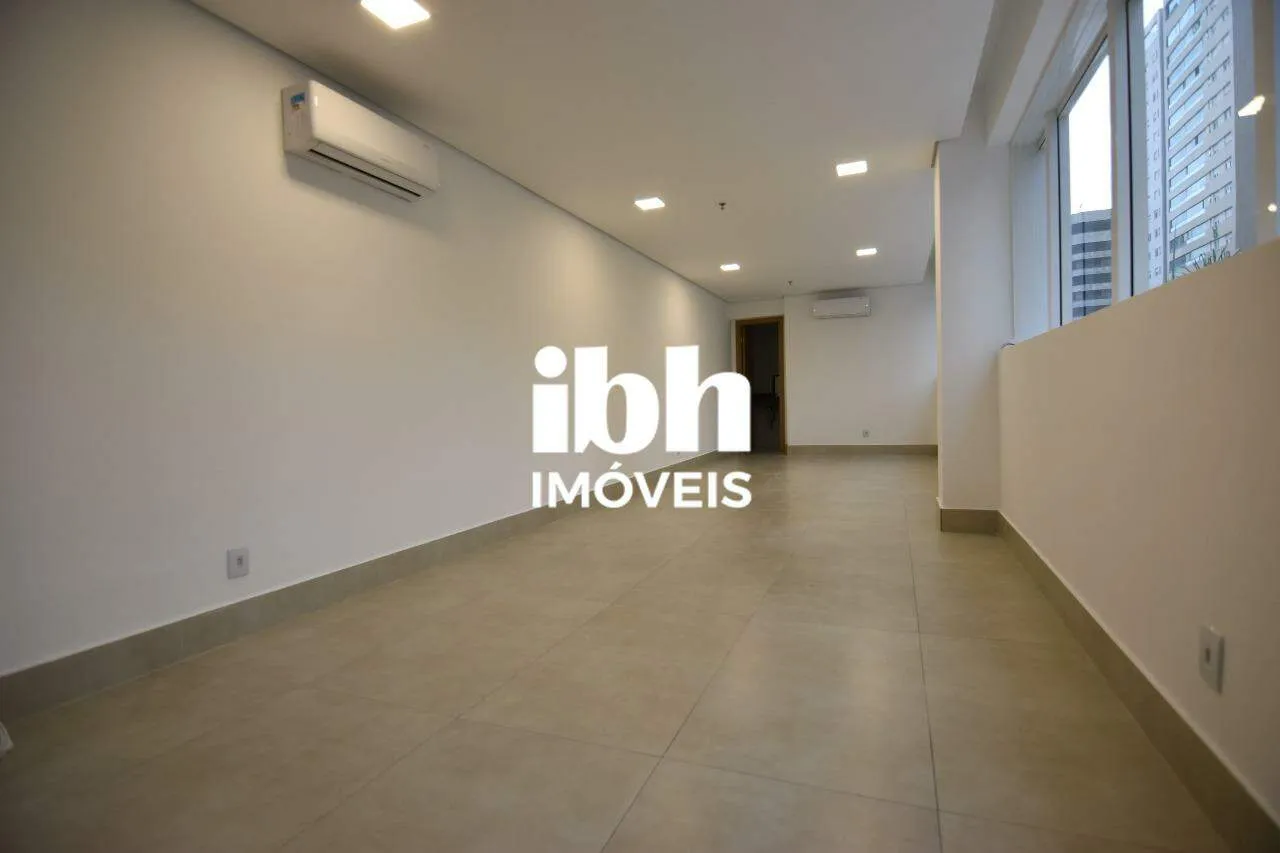 Sala a venda no Vila da Serra