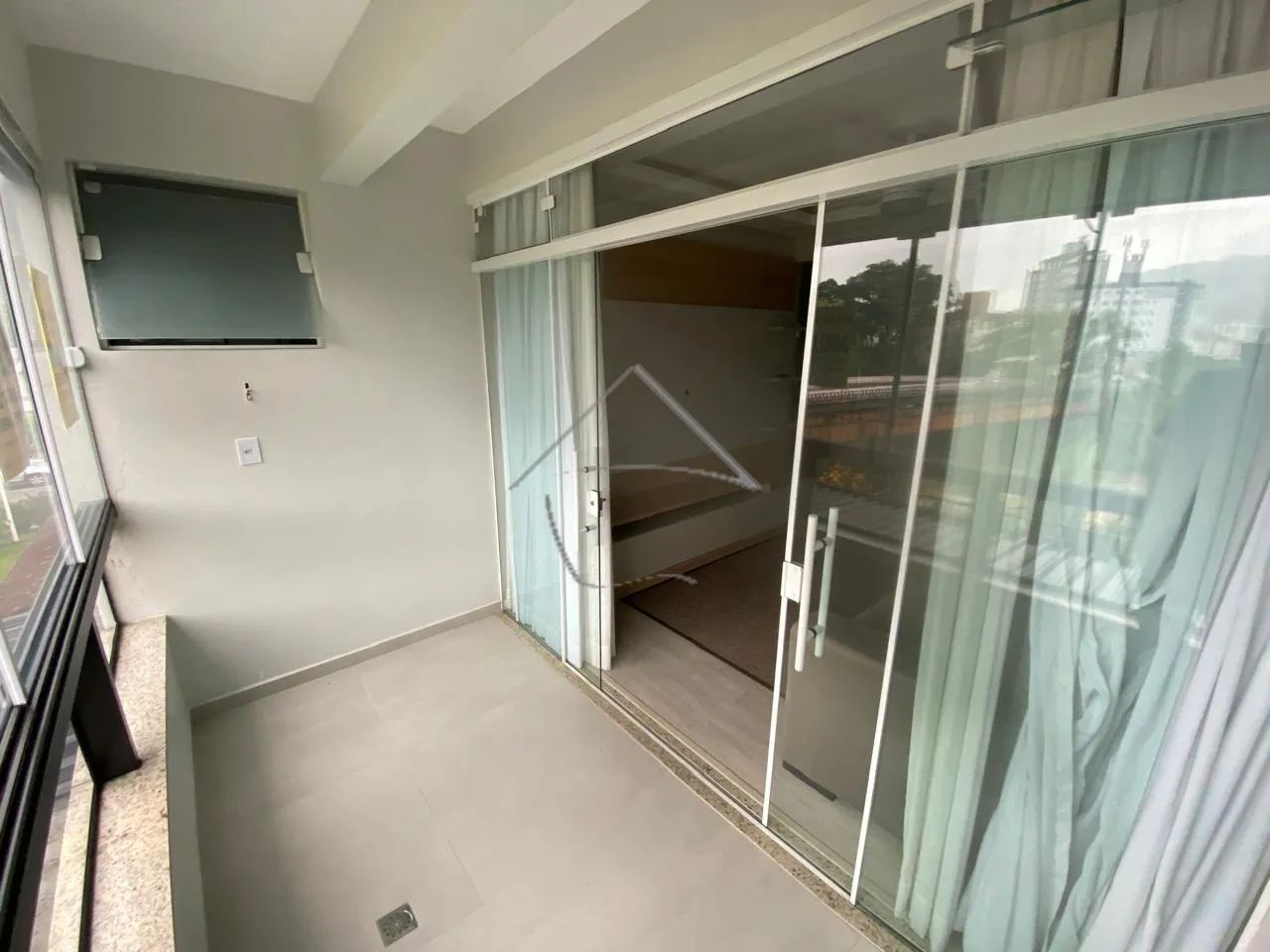 Imóvel para aluguel tem 120 metros quadrados com 2 quartos em Centro - Jaraguá do Sul - SC - Foto 4