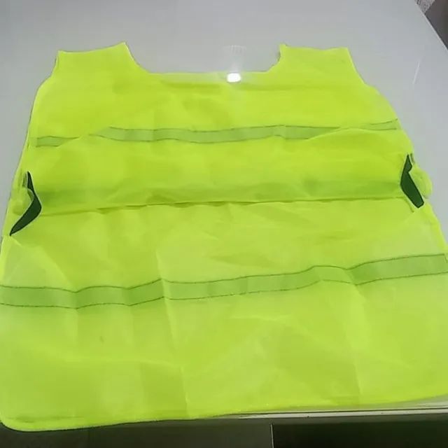 Kit entregador Marketplace Colete refletivo e Bota de Segurança - Foto 4