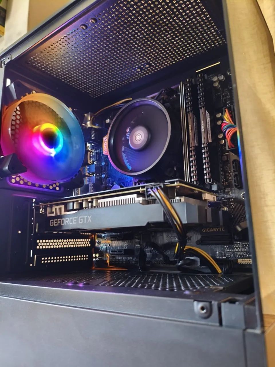 CPU Gamer Ryzen 5 2600 3.9Ghz / Mem 16Gb / SSD 512Gb / GTX 1660