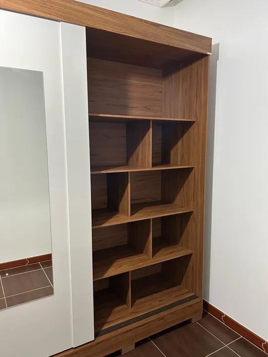 Guarda roupa casal super dividido frete gratis entrego hoje R$ 1399,99 a vista 