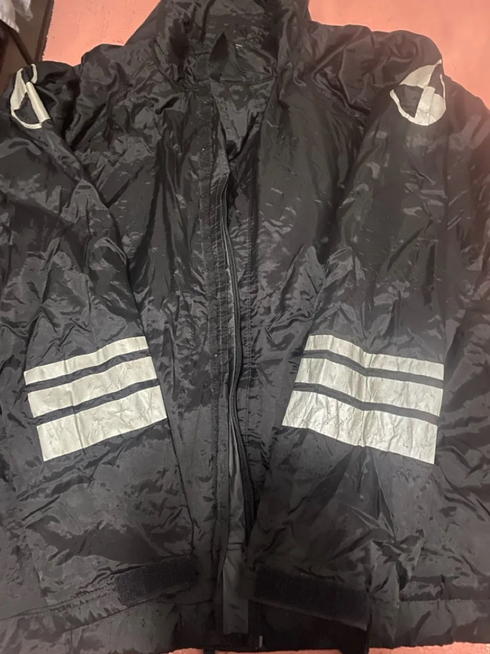 Conjunto de Motorista - Jaqueta Preta, Calça e Protetor de Pé 