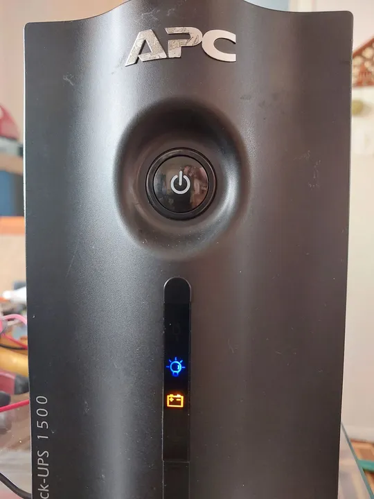 Nobreak APC Back-UPS 1500