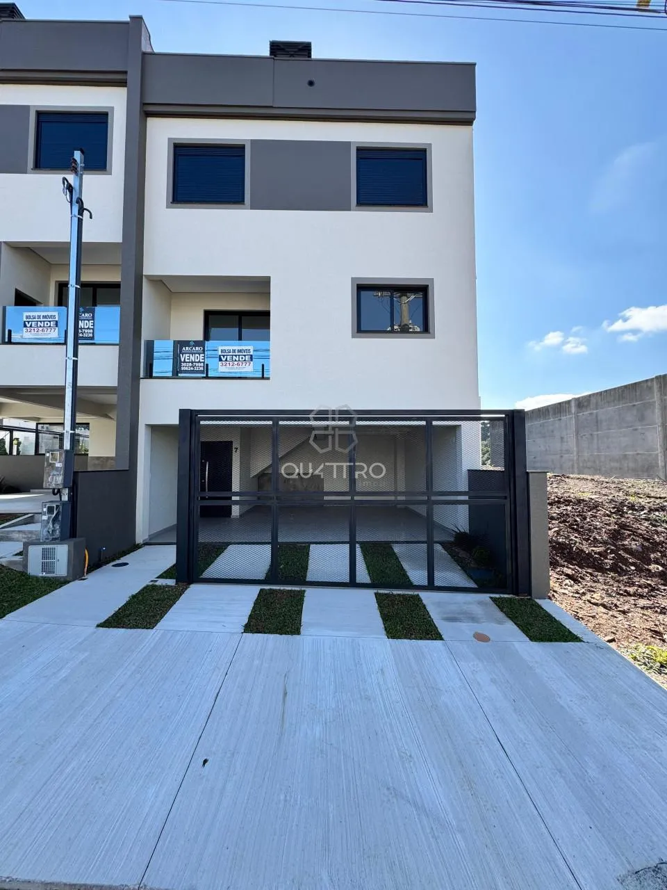 SOBRADO TRIPLEX NO BELA VISTA
