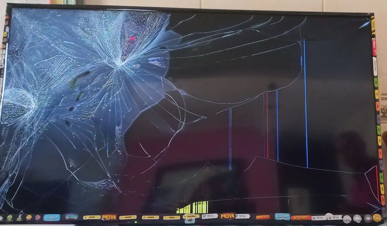 TV LCD 40 polegadas com tela quebrada - preço negociável