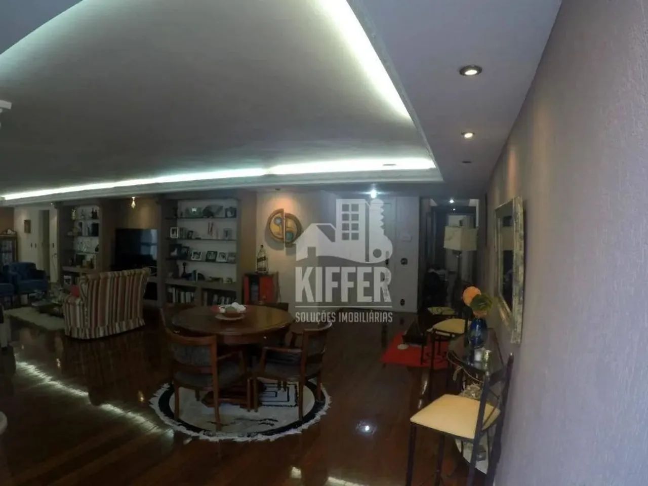 4 Quartos e 420m² na Melhor Rua do Ingá - Foto 3