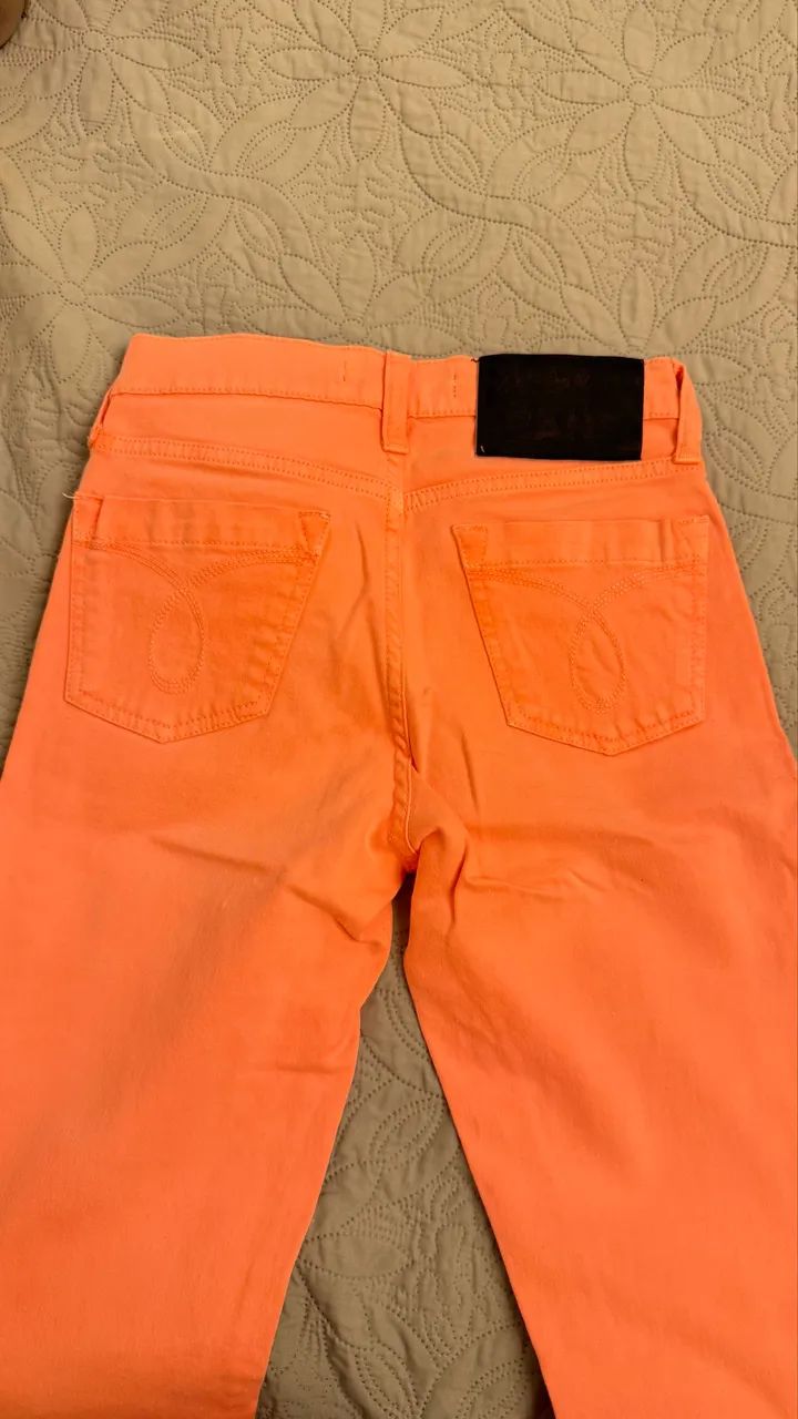 Calça jeans Calvin Klein feminina - Foto 3