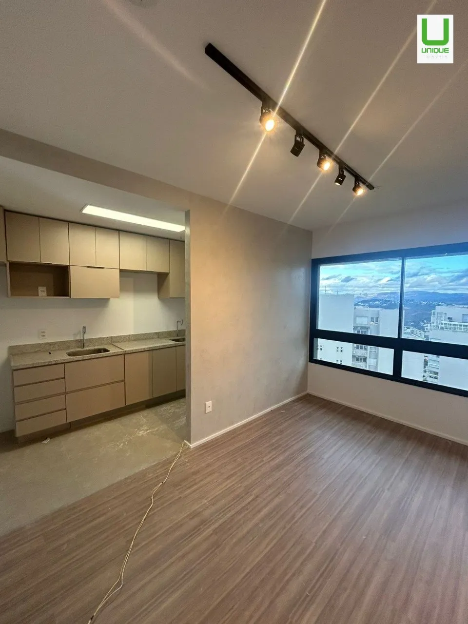 1 QUARTO HIGH LINE