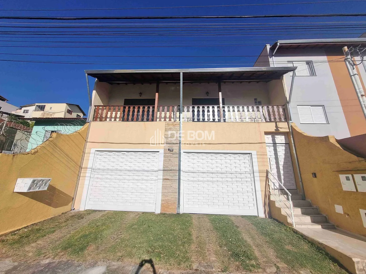 Casa residencial e/ou comercial para locação no Jardim Bandeirantes, com área útil de 255