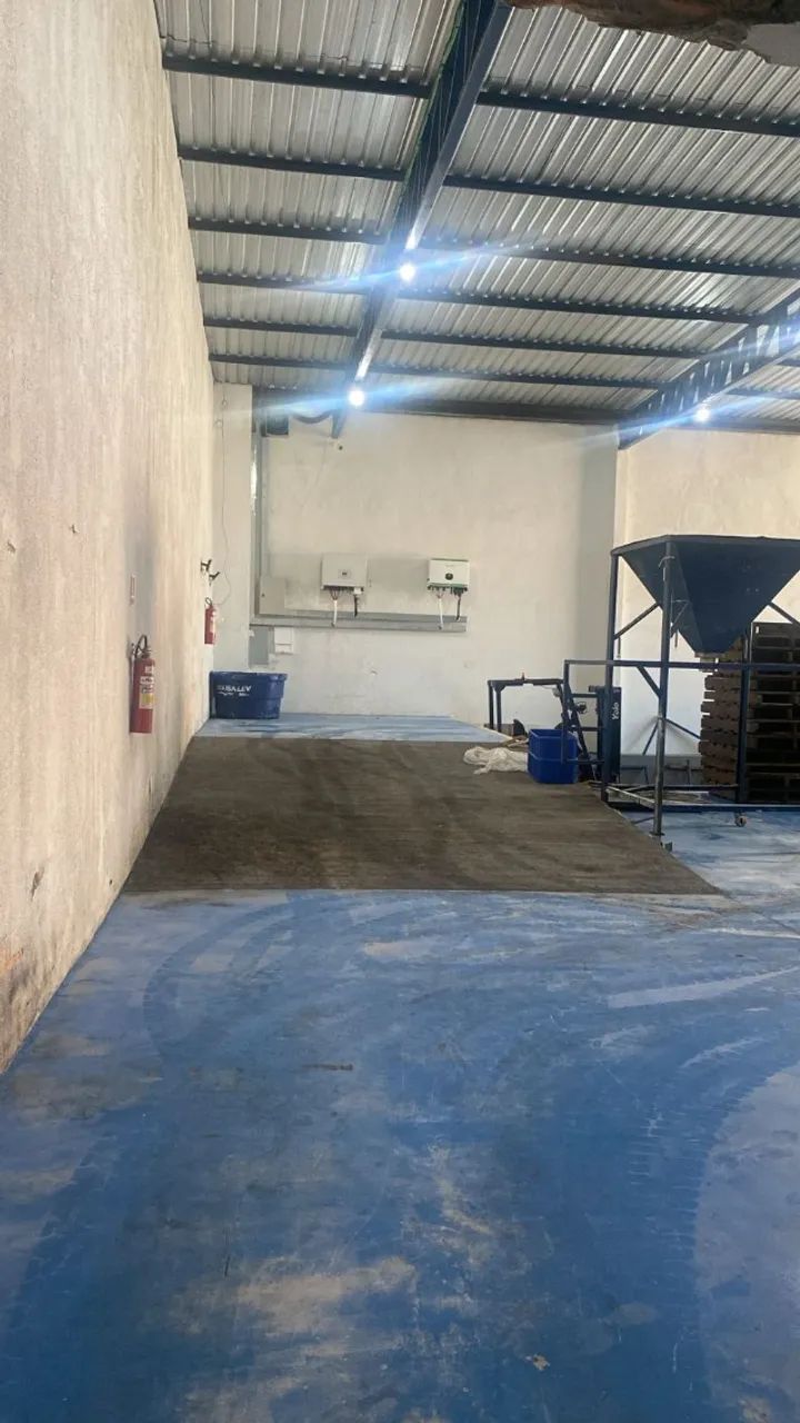 Excelente Galpão 950m² c/ Doca proximo Avenida Itauba - Foto 5