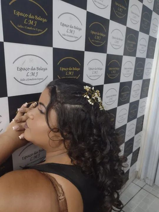 Tiara de noiva com pérolas e cristais - Foto 4