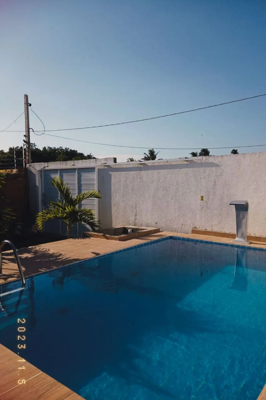 Casa com piscina próximo ao Francês/Massagueira