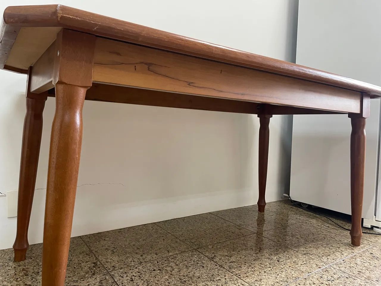Mesa de Jantar em Madeira Maciça - Foto 2
