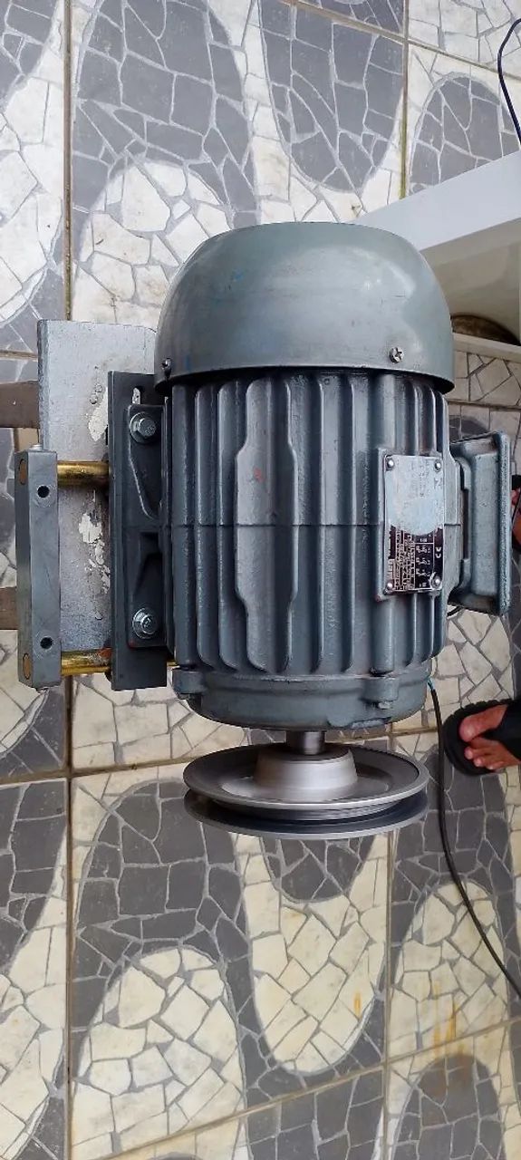 Motor Elétrico Industrial 3CV - Foto 3