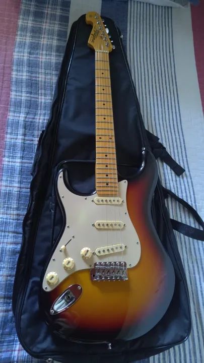 Guitarra Canhota - Tagima T635