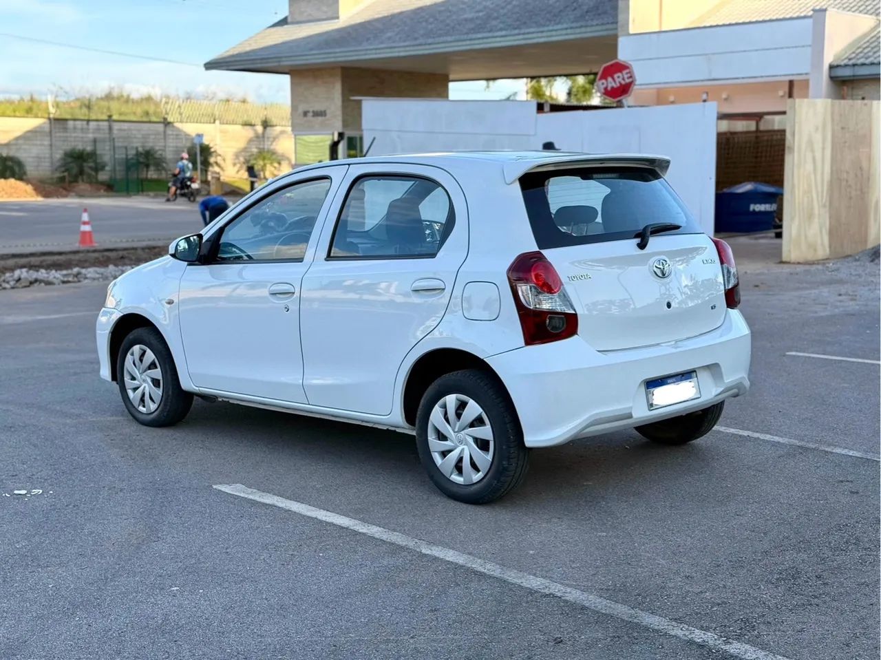 ETIOS HB XS 1.3 MANUAL - Foto 4