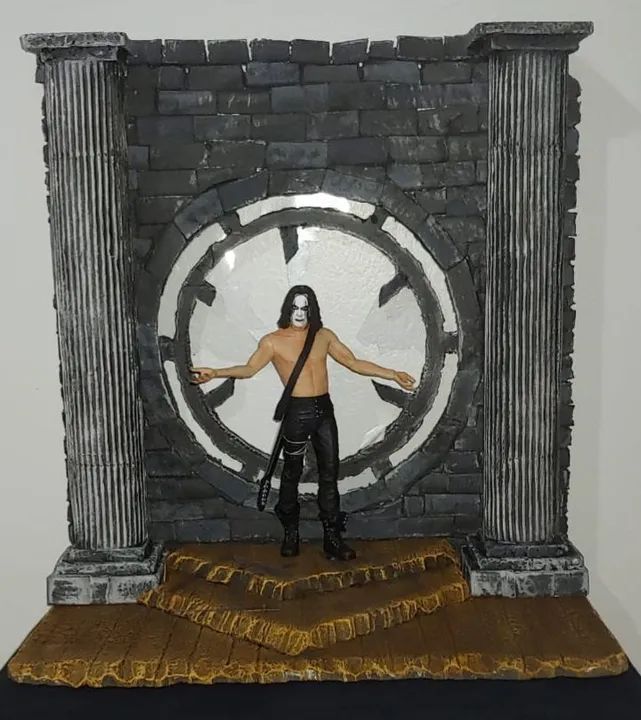 DIORAMA ACTION FIGURE O CORVO