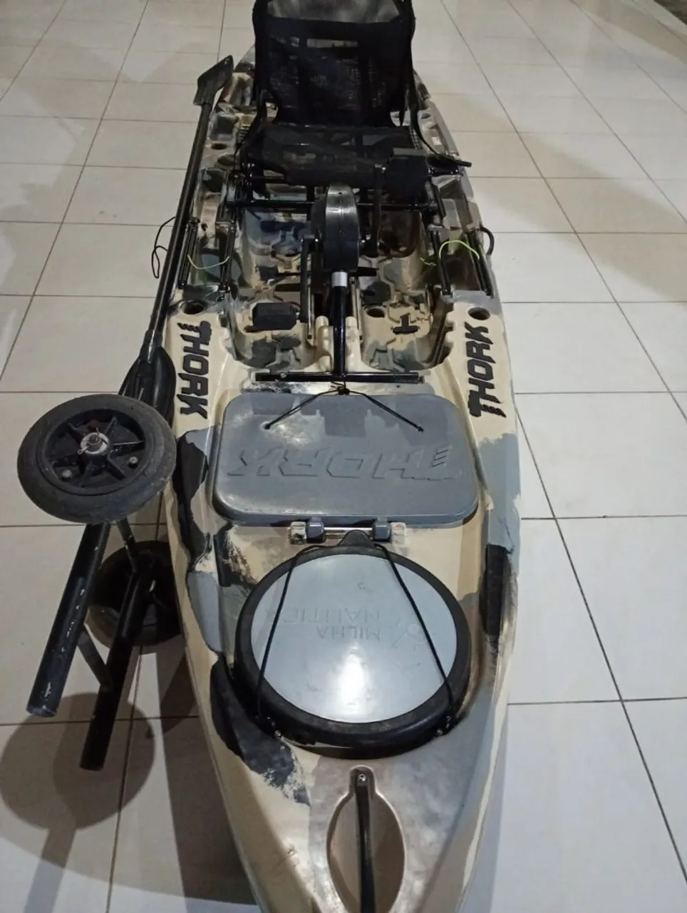Caiaque de Pesca Thork com Pedal e Acessórios