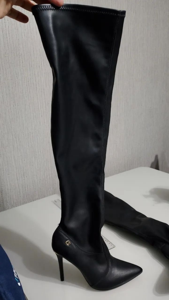 Bota em Couro Carmen Steffens