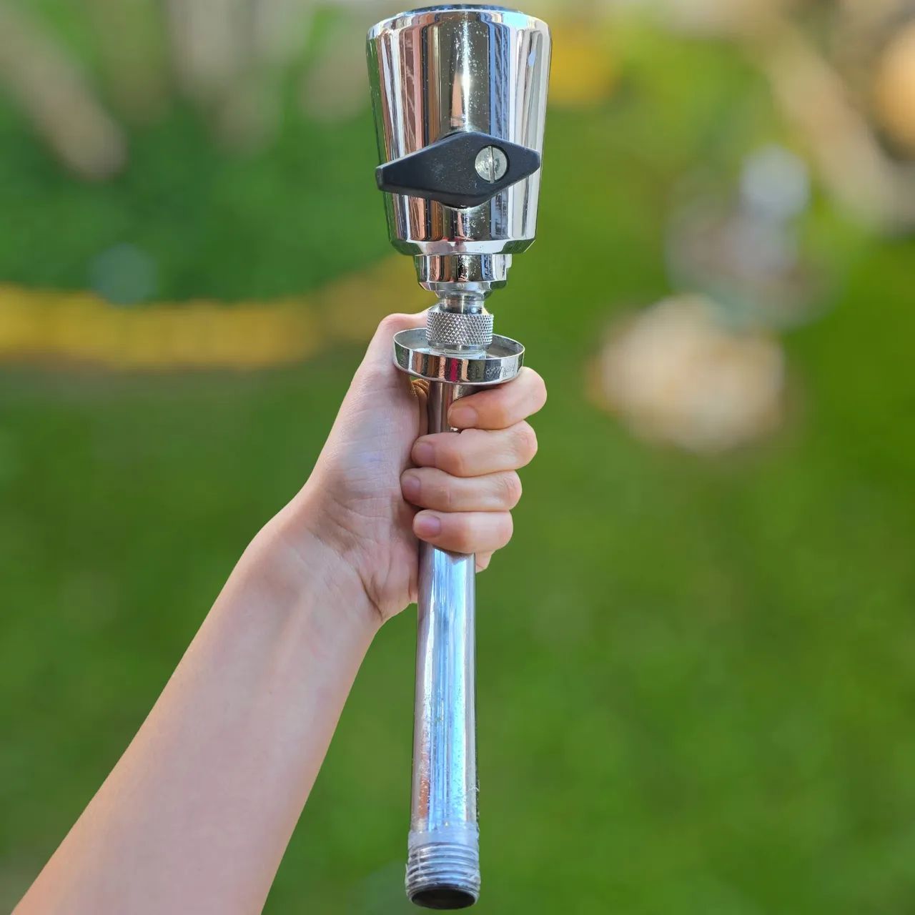 Chuveiro de Parede Fabrimar Verano Cromado com Alavanca Preta - Foto 4