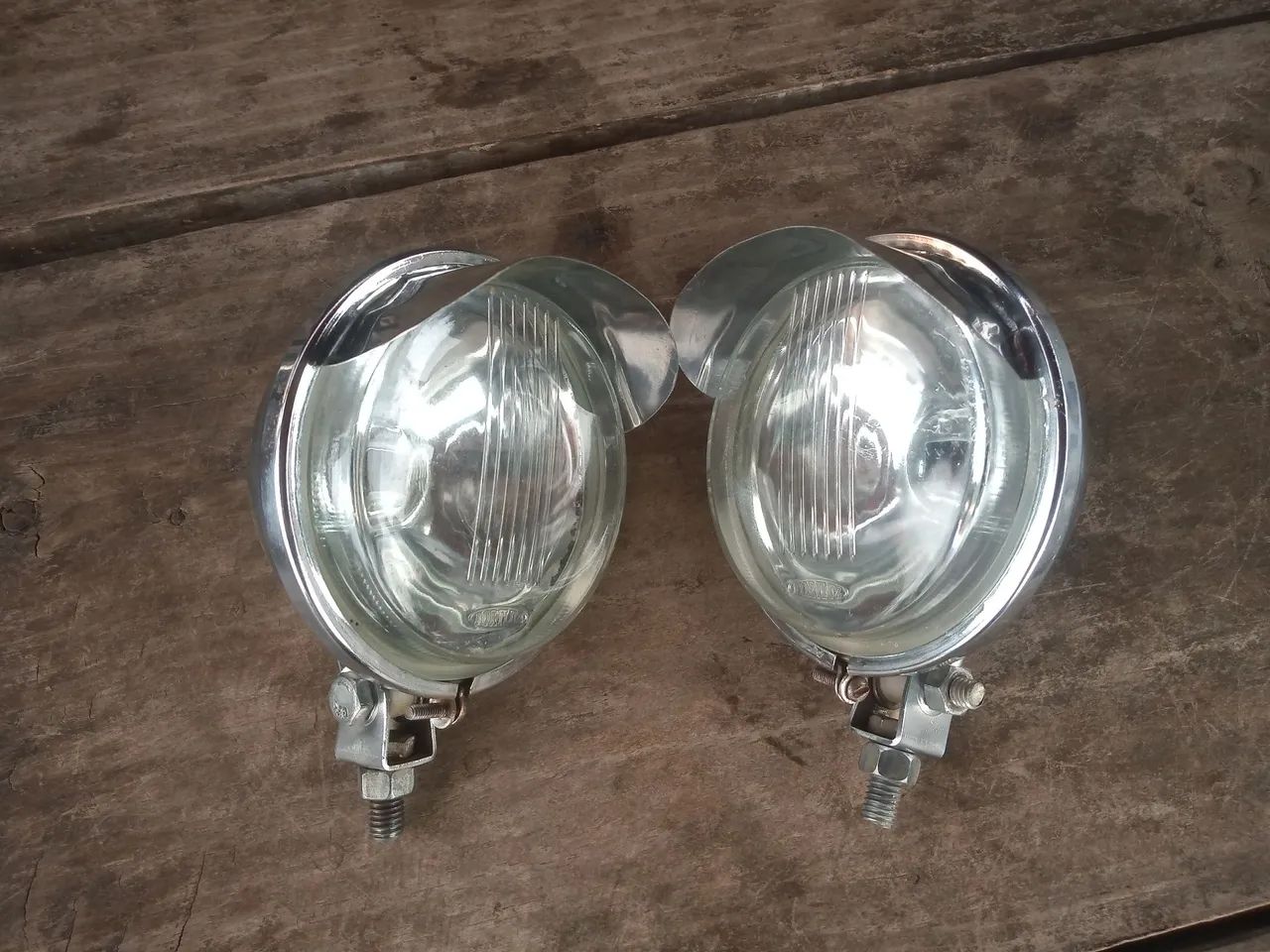 Faróis milha antigos Fusca Kombi TL Variant 