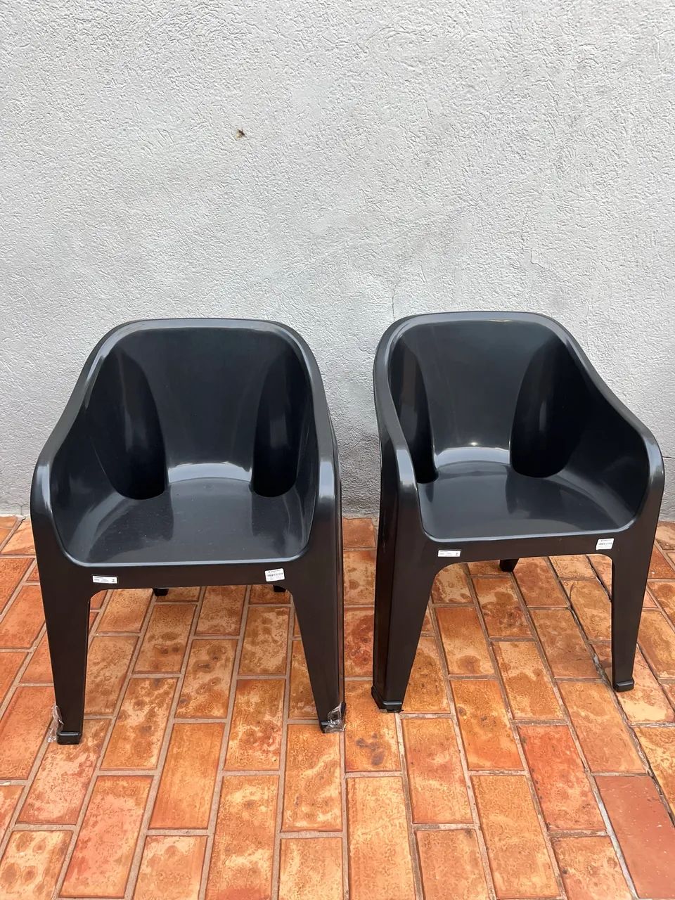 Cadeiras plástico tipo poltrona  - Foto 2
