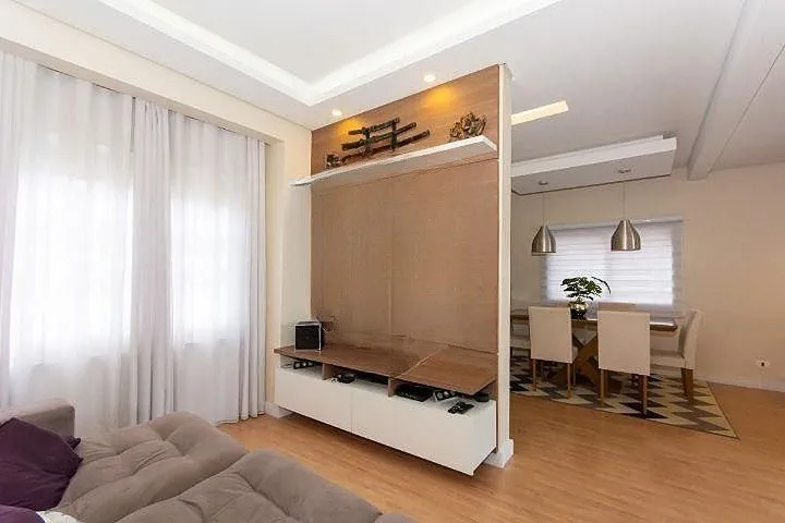 TRIPLEX BEM LOCALIZADO À VENDA - 3 QUARTOS E 1 SUÍTE
