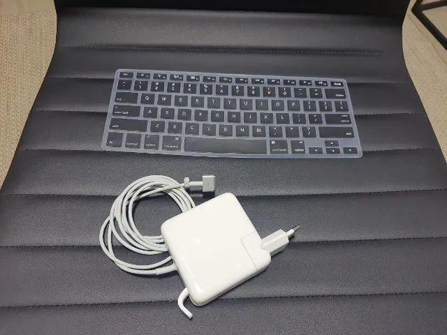 Macbook Pro 13" 2015 SSD 256 8GB Bateria nova - Foto 3