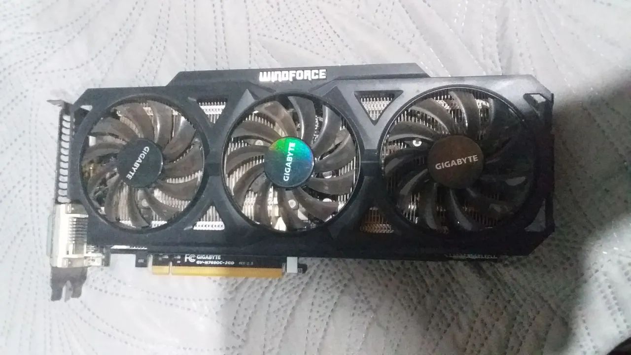 Placa de Vídeo Gigabyte Windforce