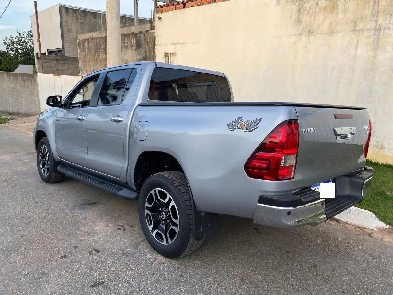 Vende-se Hilux SRV 4x4 2023 - Foto 4
