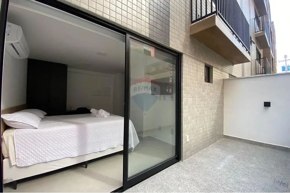 FLAT MOBILIADO PRÓXIMO DO MAR