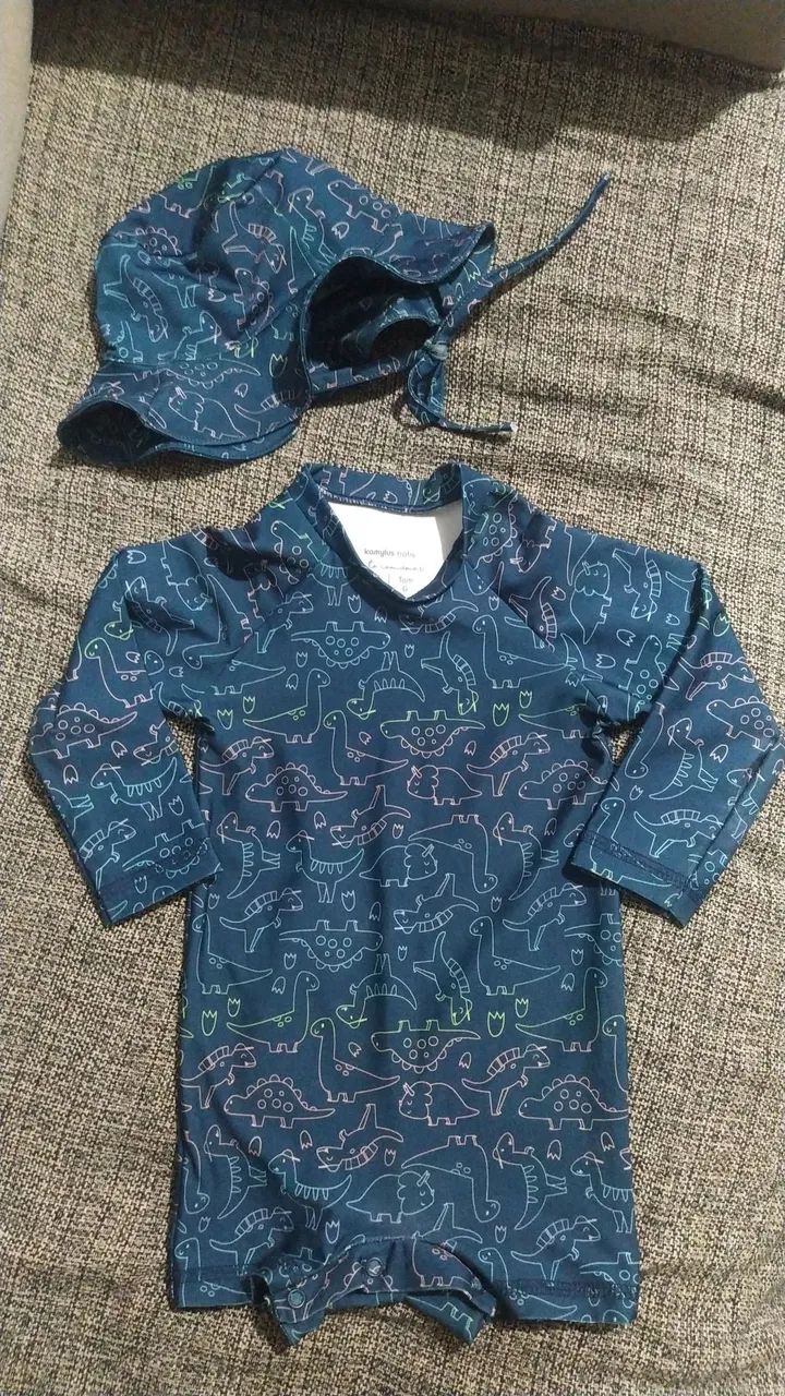 Roupa de praia infantil 