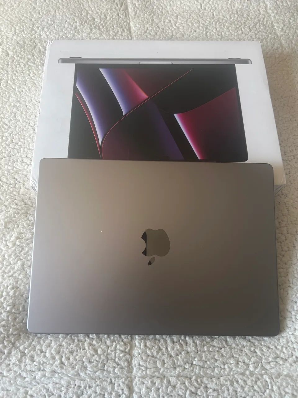 Macbook M2 PRO-14