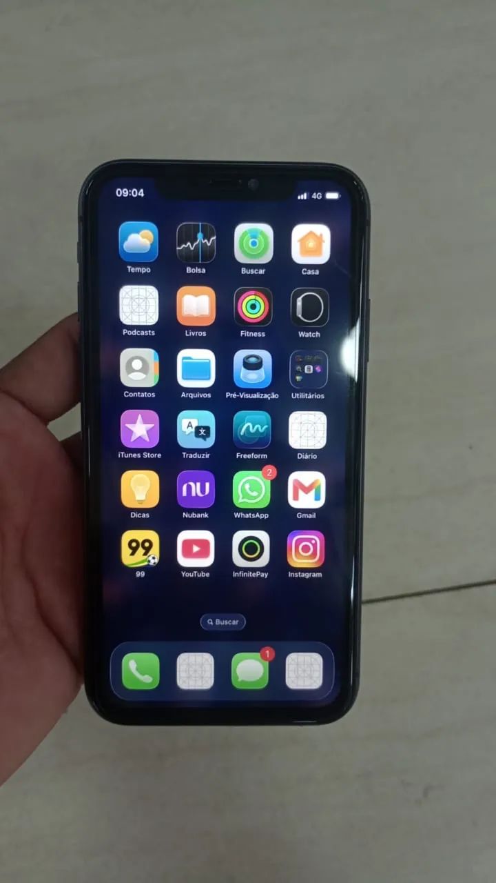 Celular IPhone 11. 64 gigas, bateria 100% - Foto 2