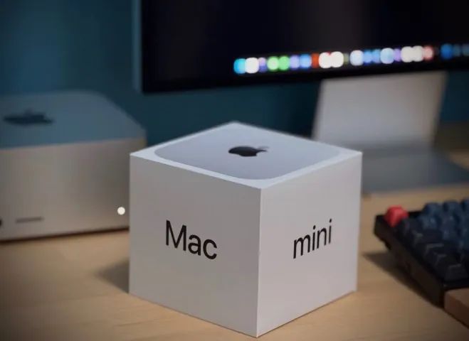 Mac Mini M6 