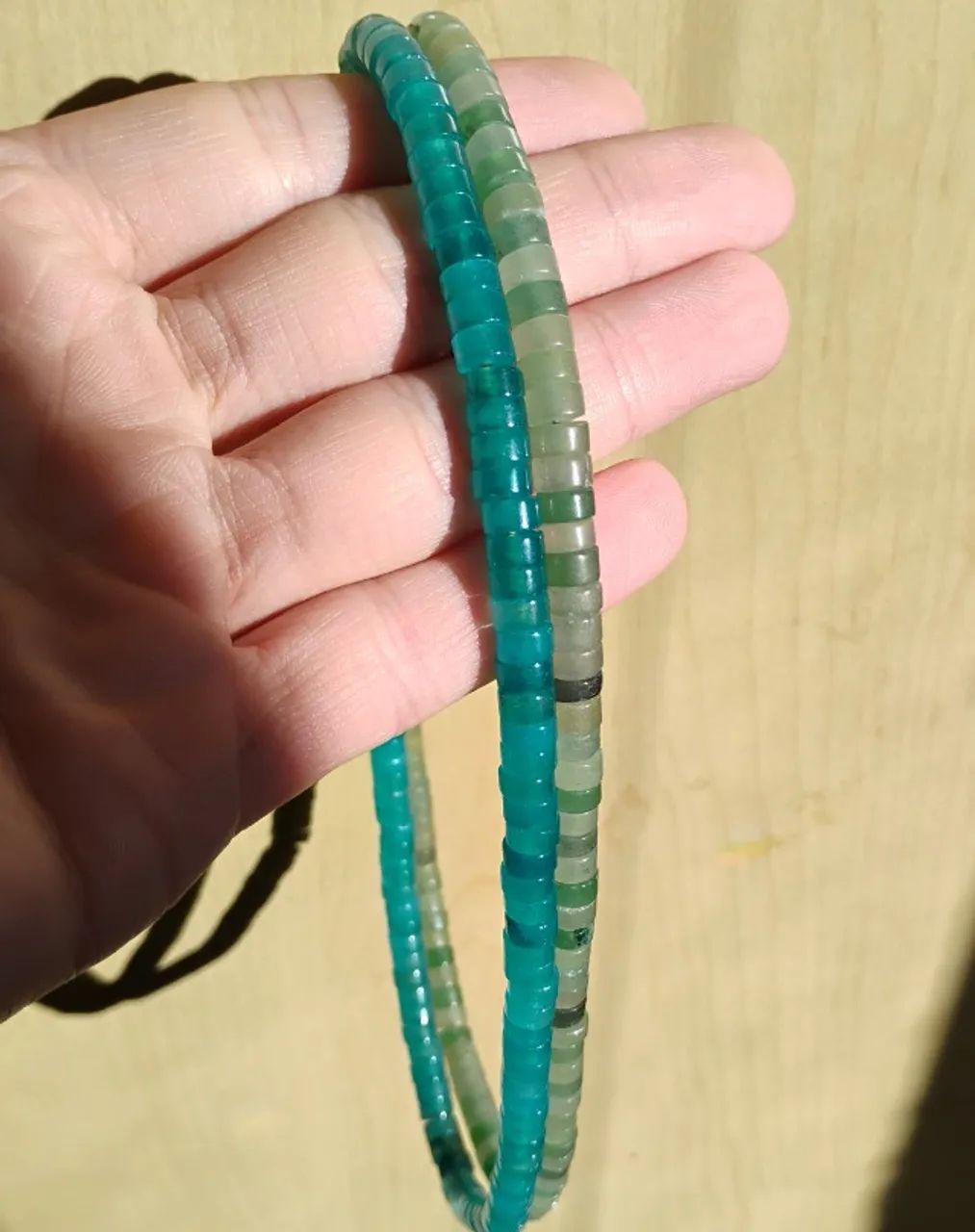 Conjunto surfista, colar pedra natural.