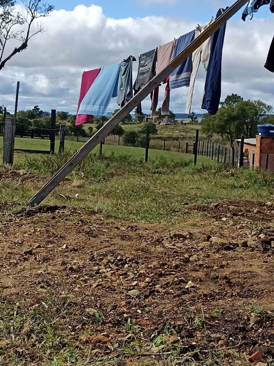 Vendo terreno com chalé!!! - Foto 4