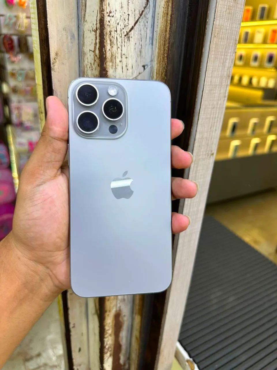 Iphone 15 pro max - Foto 2