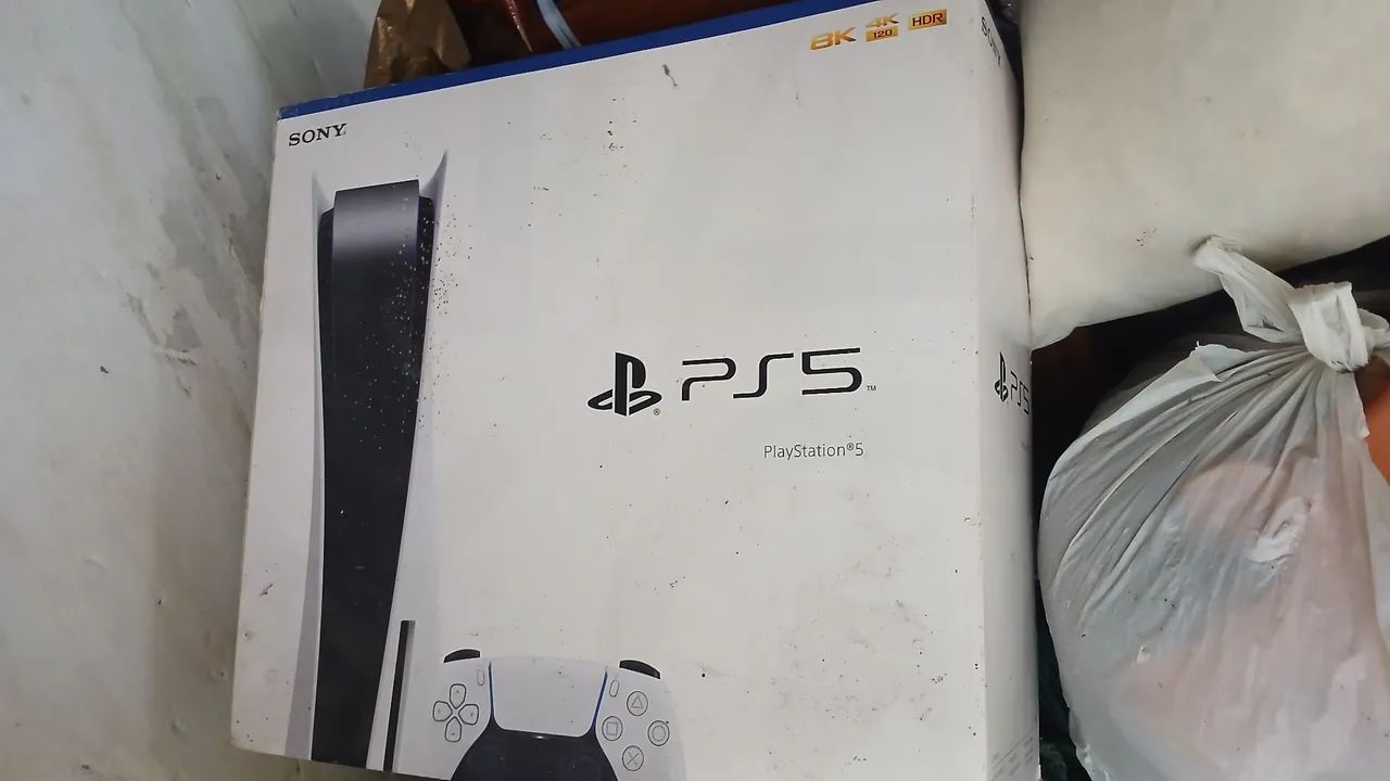 Caixa PlayStation 5 8K
