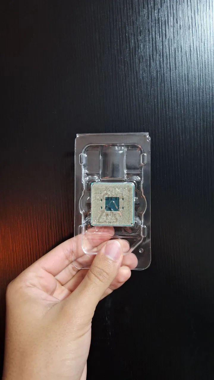 Processador Ryzen 3 3200G usado + Coolerbox - Foto 5