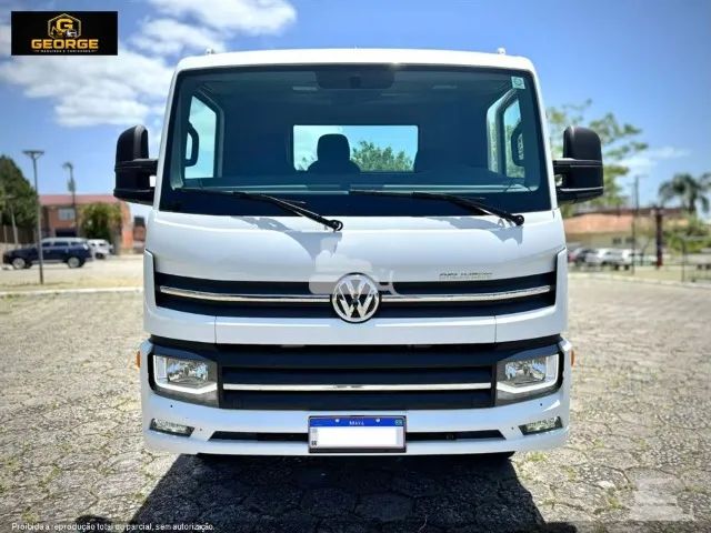 Caminhão Volkswagen 11-180 Delivery - Chassi - Foto 2