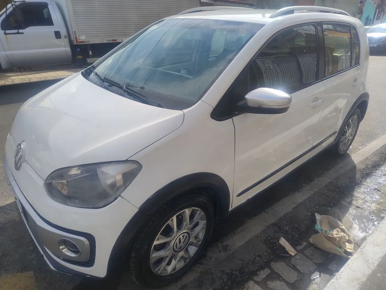 Volkswagen Up! up! cross 1.0 T. Flex 12V 5p 2015