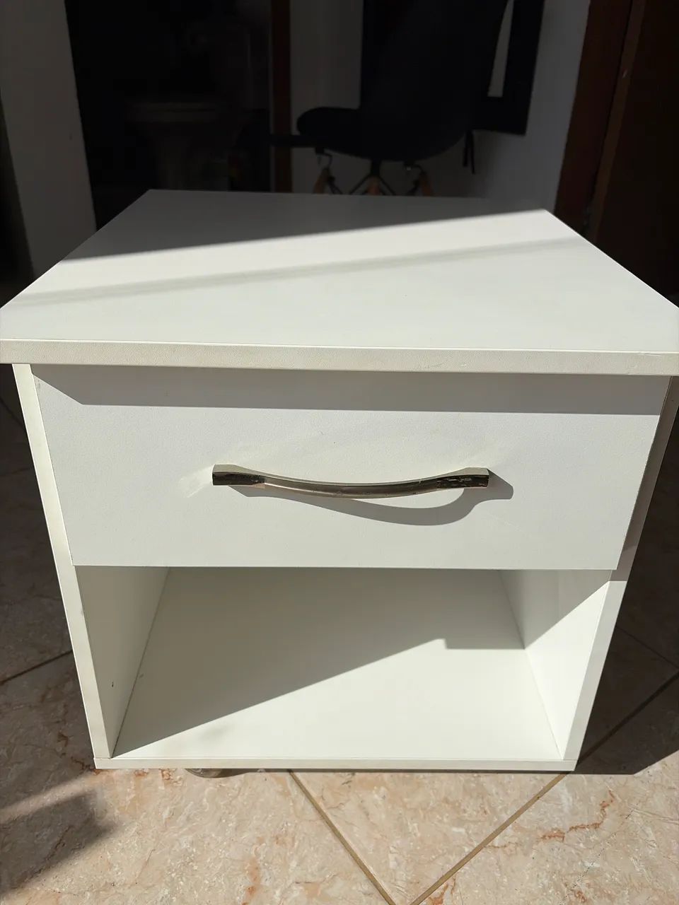 Mesa de cabeceira 