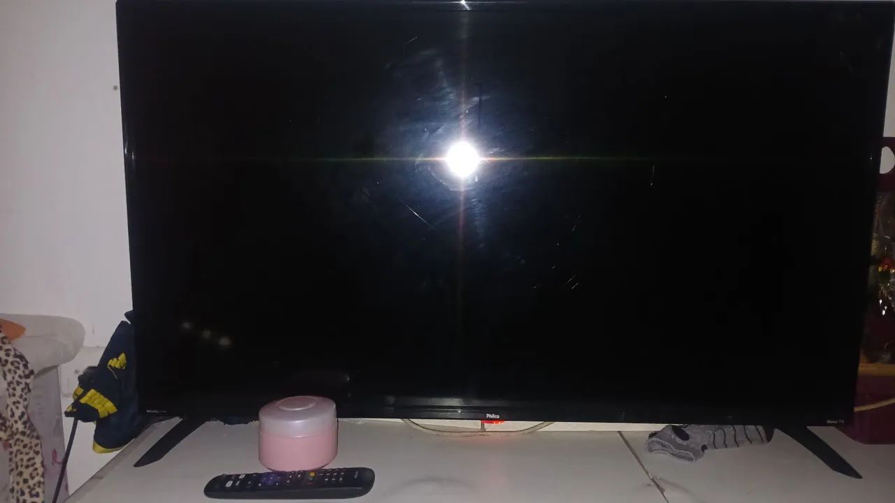 Televisão quebra pra tira peças  - Foto 3