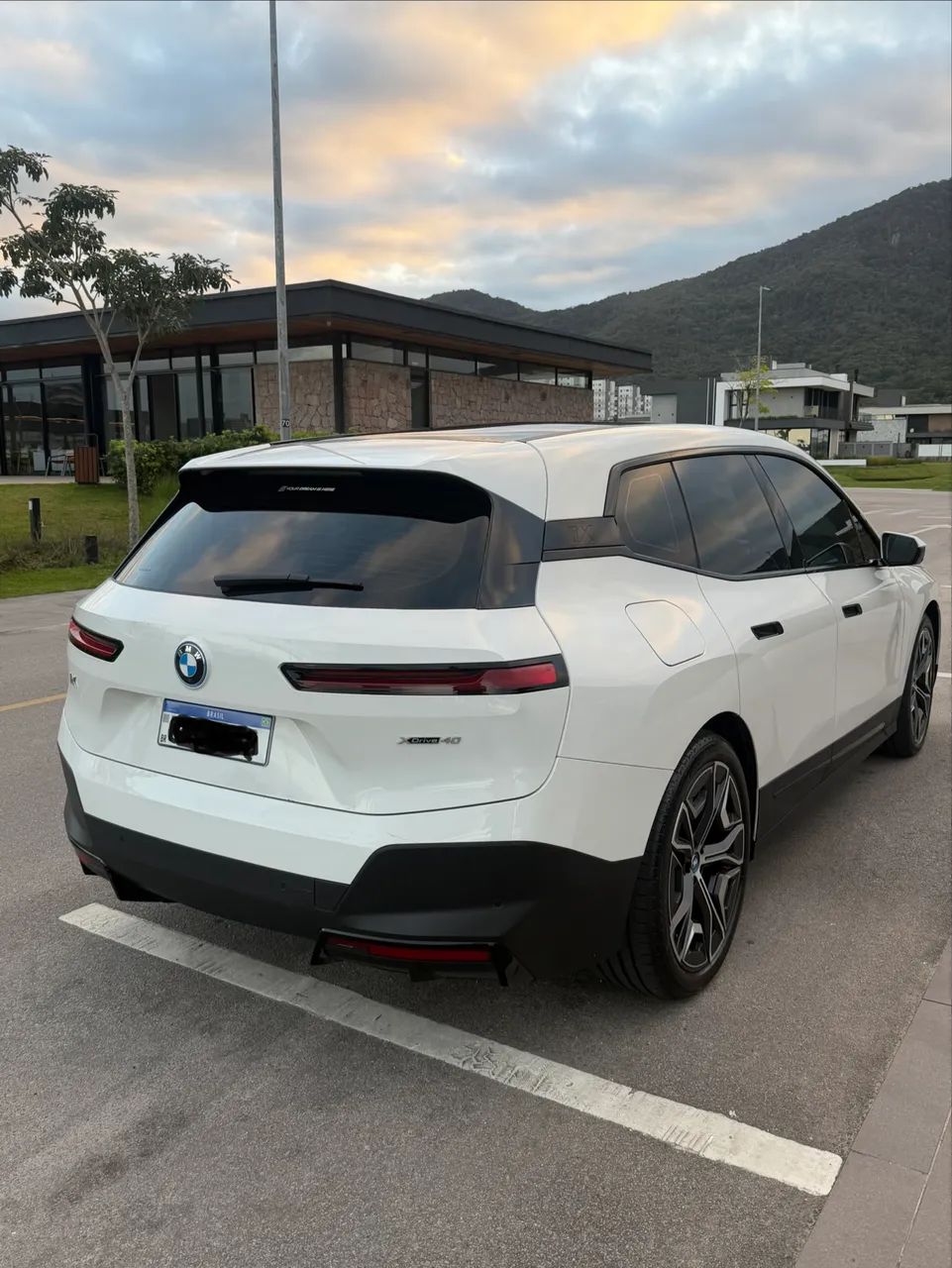 BMW IX XDrive 40 Aut. (elétrico) 2023 - Foto 3