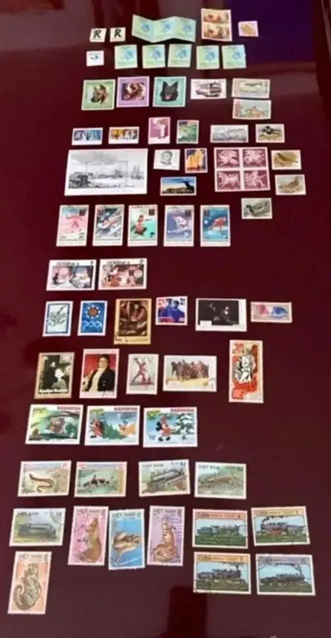Selos antigos de diversos países - lote com 71 selos - Foto 2