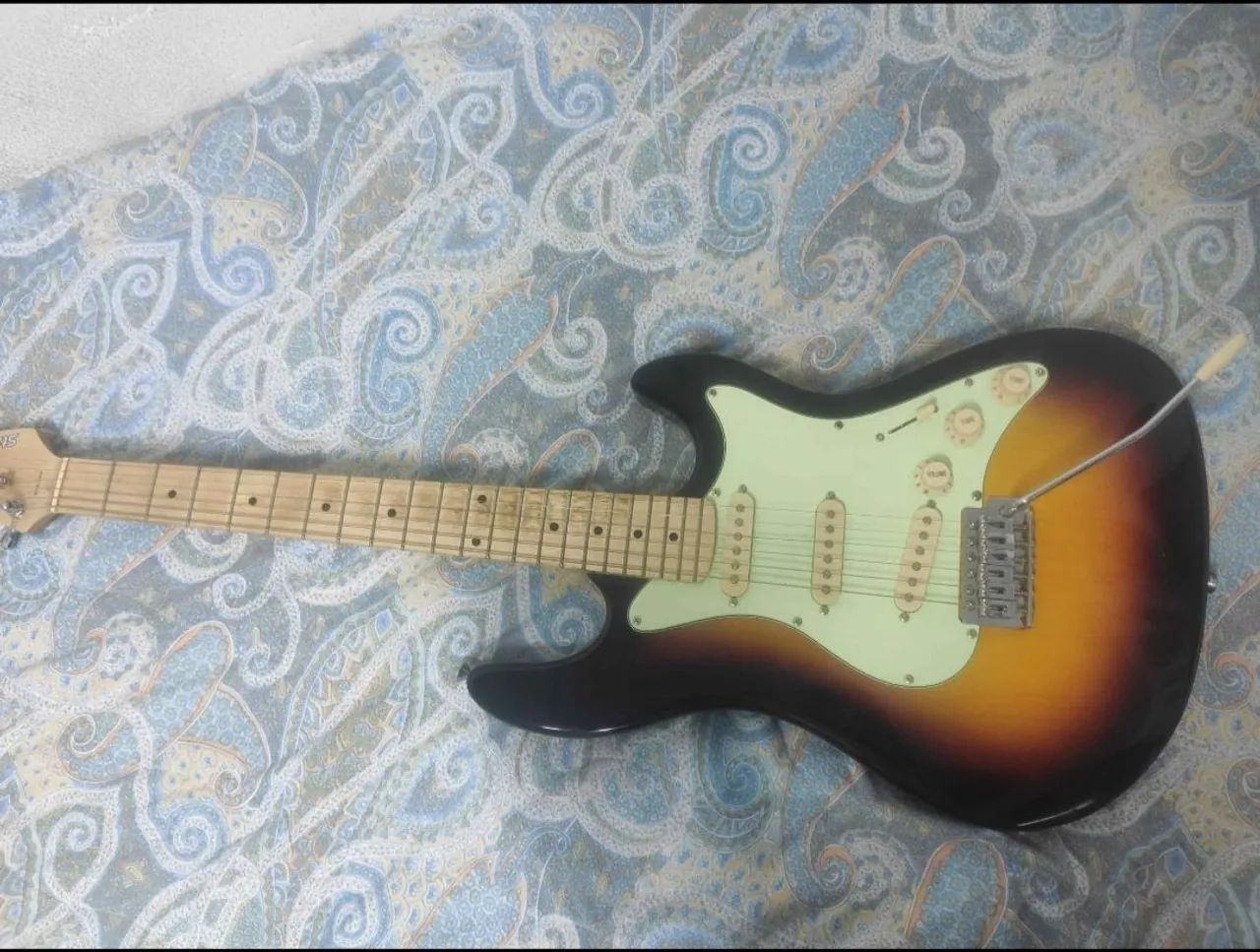 GUITARRA STRATO